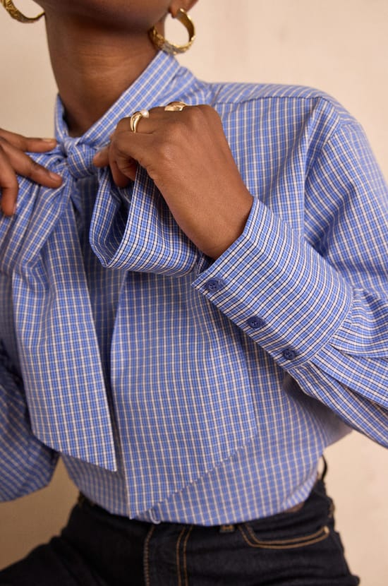 SANDRINE 100% cotton shirt with pussy bow collar;${refinementColor}