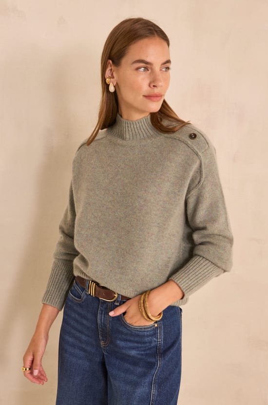 BRADLEY long sleeve cashmere 4-ply sweater;${refinementColor}