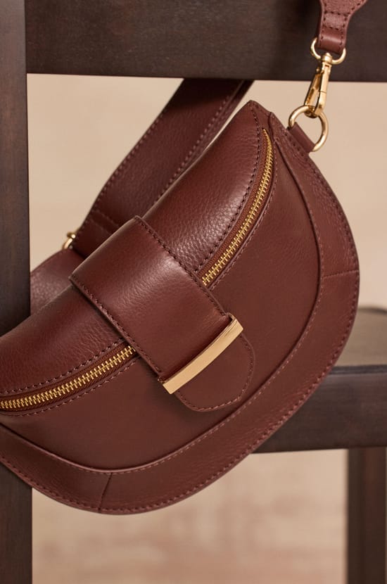 Sac banane en cuir MARCEL;${refinementColor}