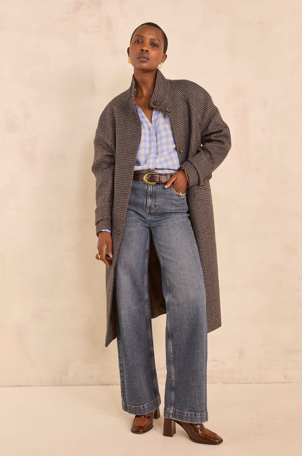 light washed loose jeans in blended cotton LISA;${refinementColor}