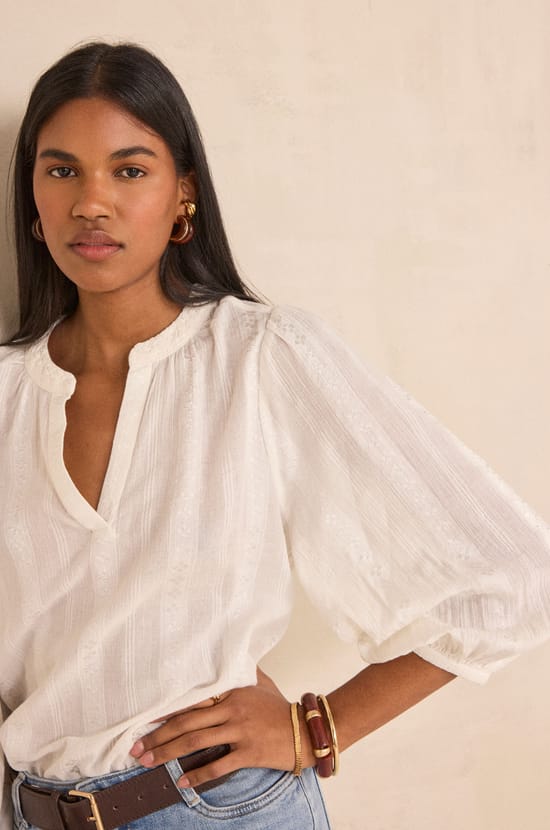 Blouse brod&eacute;e &agrave; manches longues DARNELLE;${refinementColor}