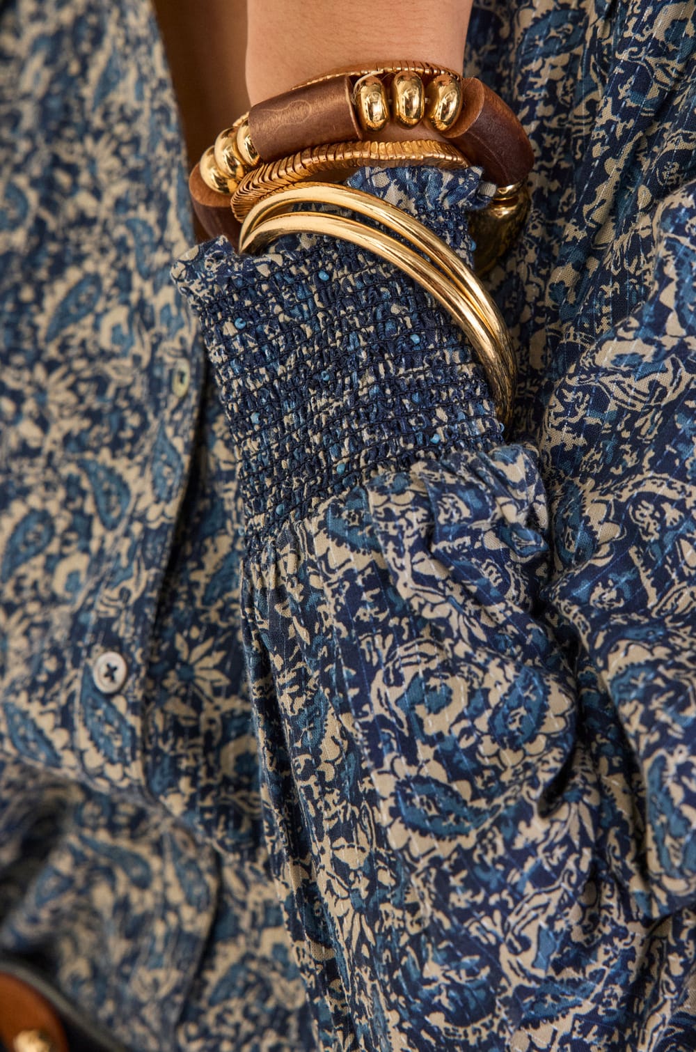 Blouse &agrave; motif arabesque DOLCE;${refinementColor}