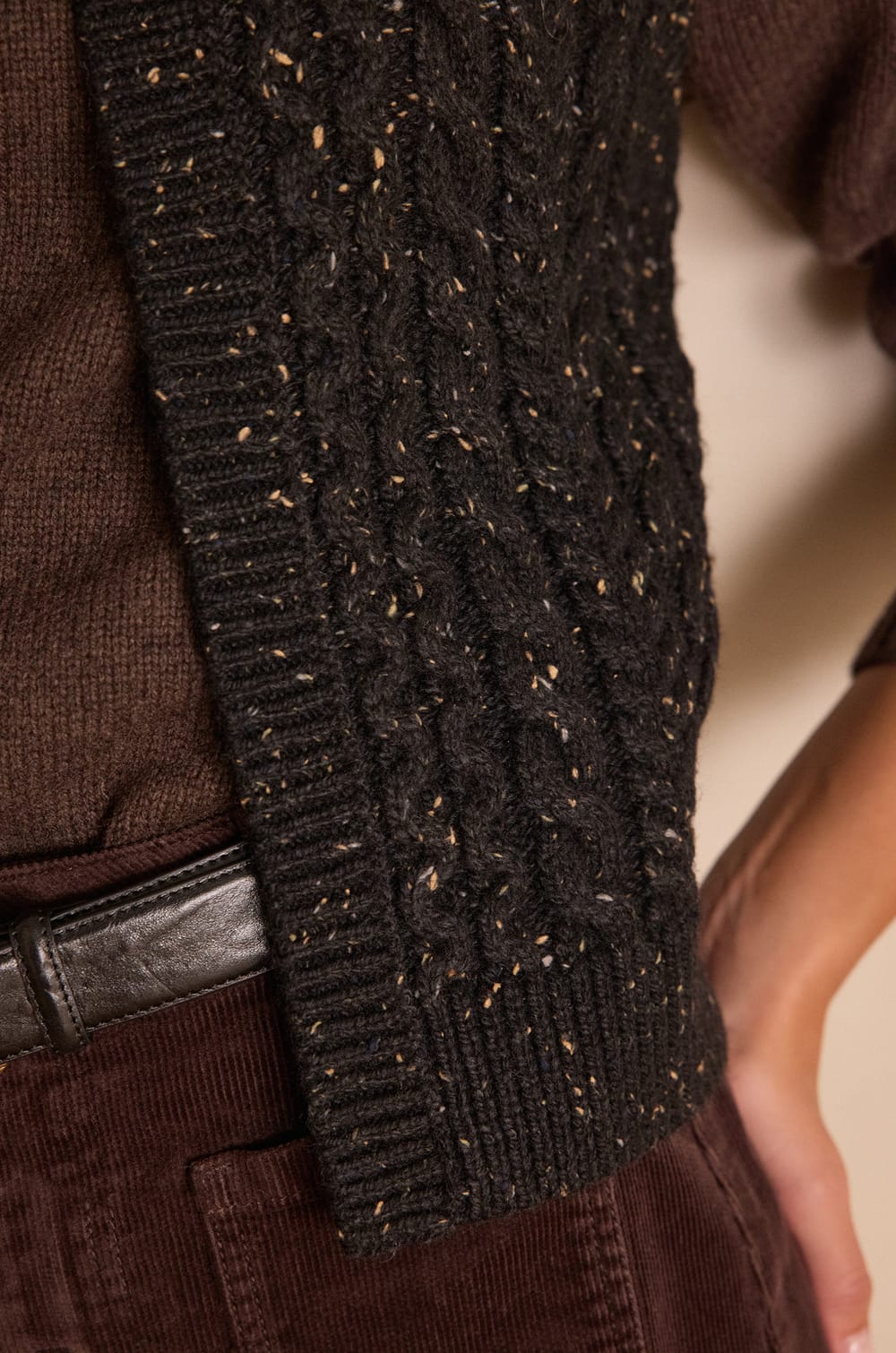 BIXENTE sleeveless cable-knit wool cardigan;${refinementColor}