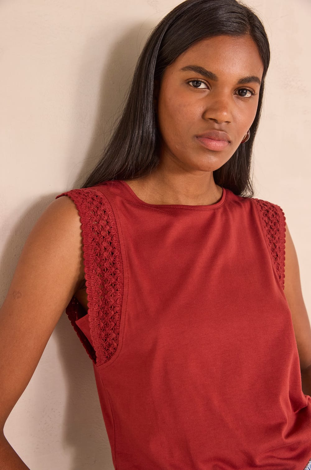 Sleeveless embroidered cotton blend T-shirt TAMARA;${refinementColor}