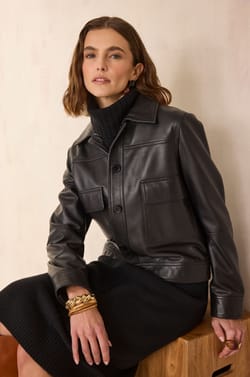 Short jacket in 100% leather PACHA;${refinementColor}