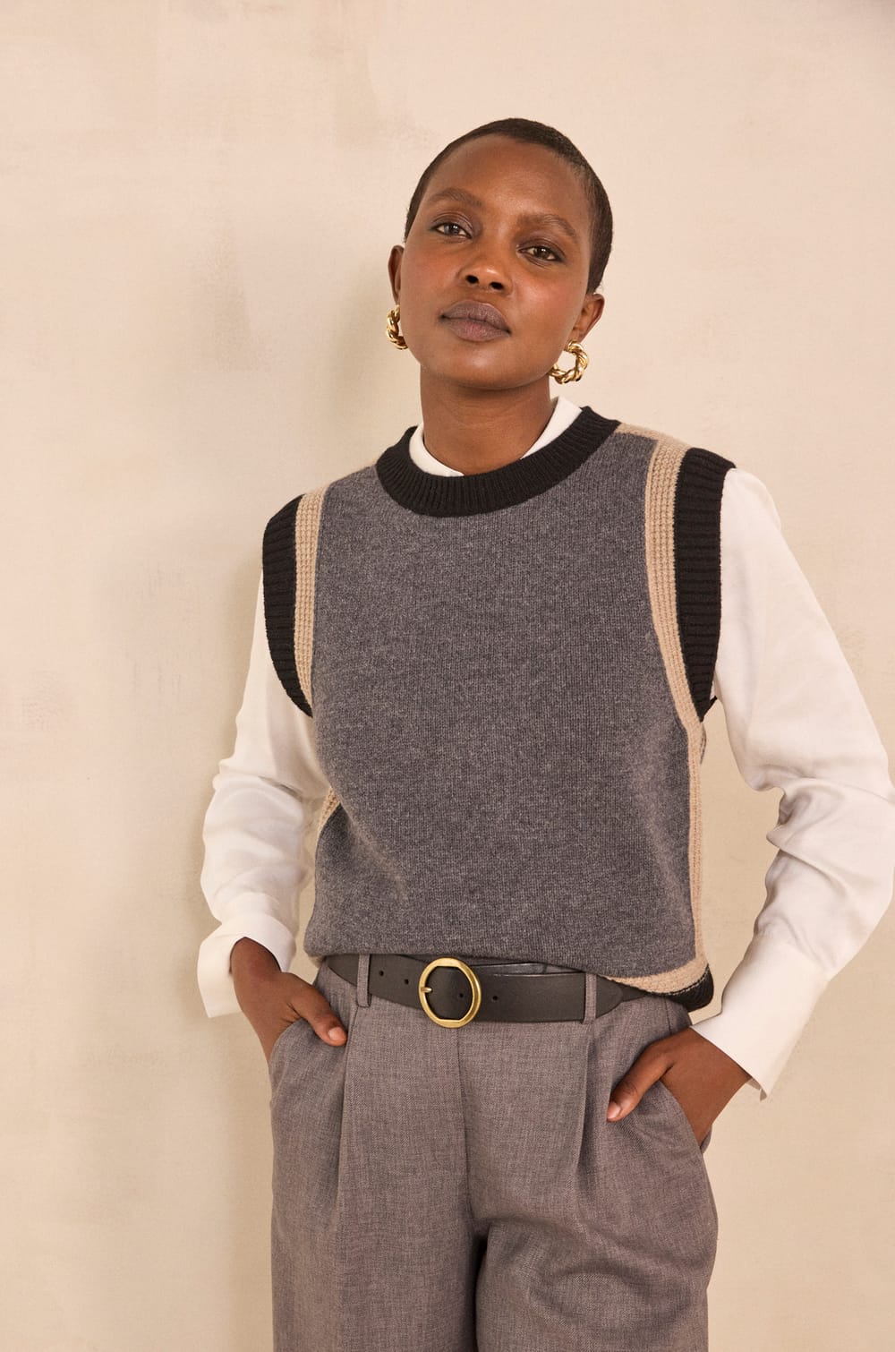 Pull sans manches anthracite en laine ANOUK;${refinementColor}
