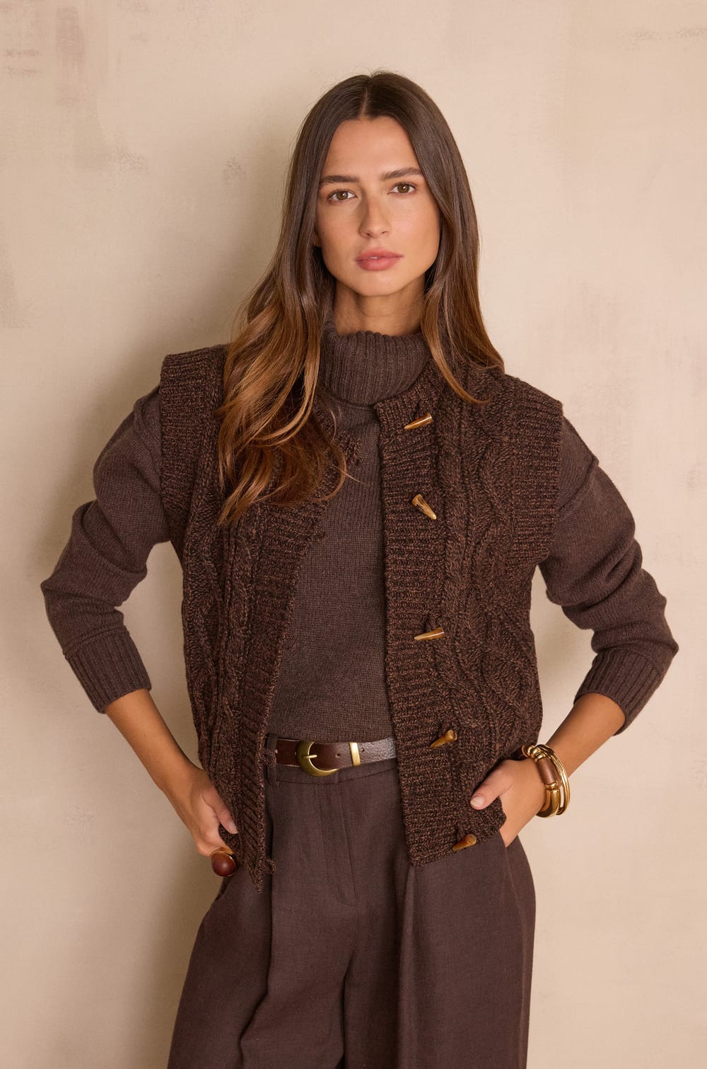 BARNEY sleeveless cable-knit wool gilet;${refinementColor}