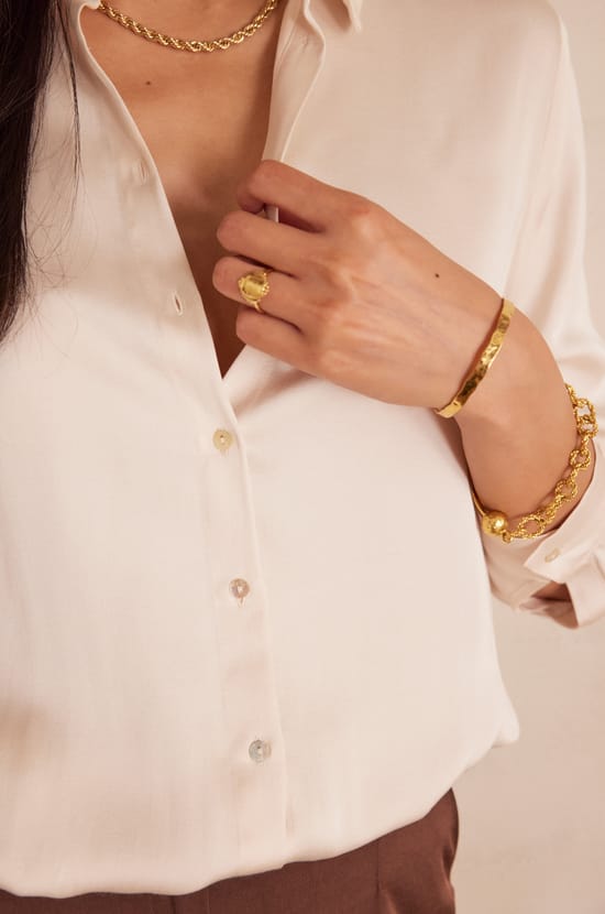 CARLA Shirt;${refinementColor}