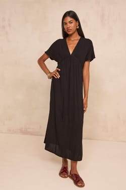Short-sleeved flowing dress REBECCA;${refinementColor}