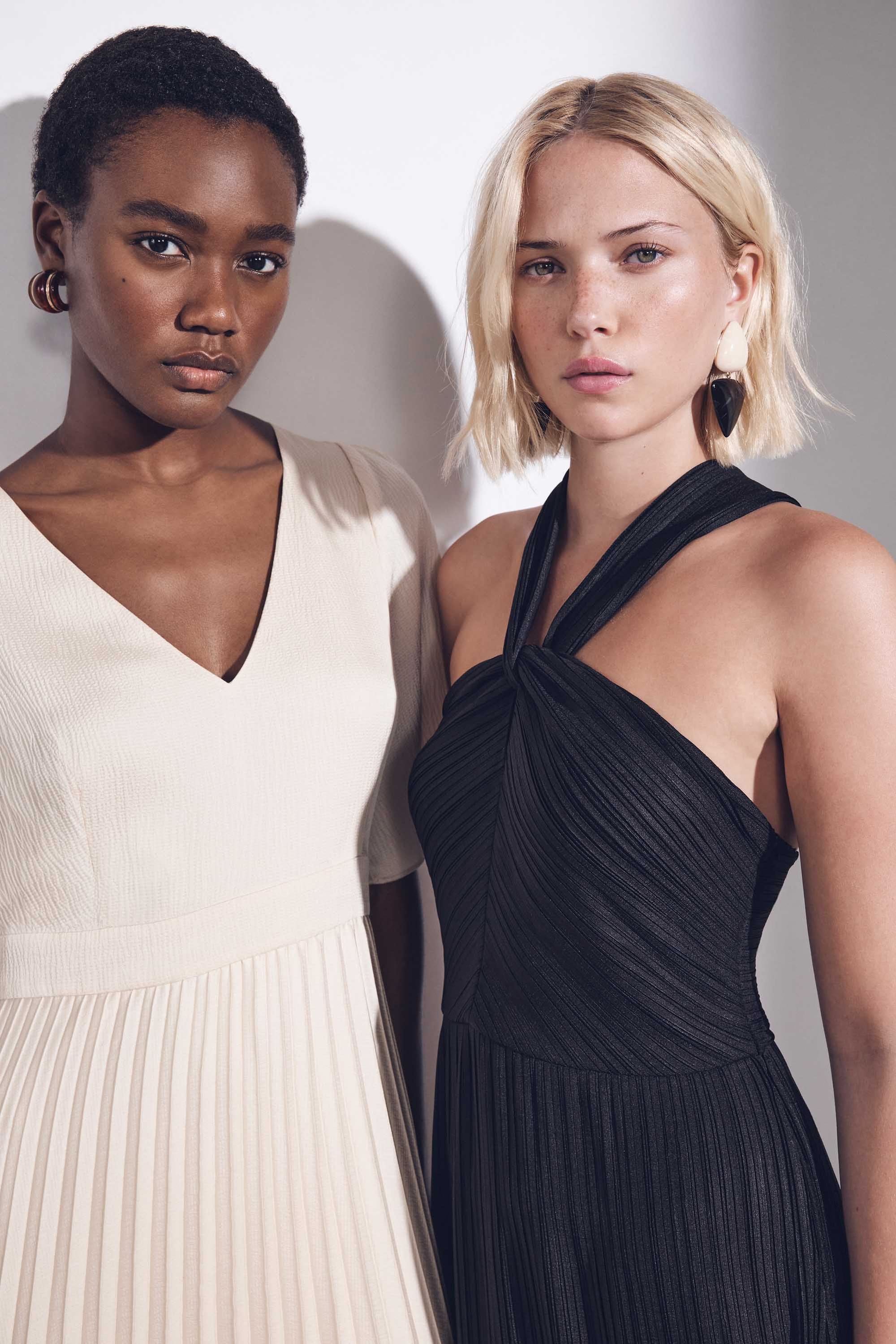 BAILEY pleated straight dress woman | BLACK | Maison 123