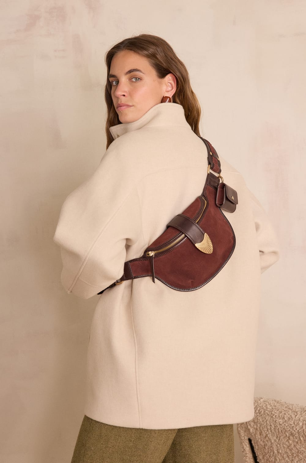 LEONARD leather bum bag;${refinementColor}