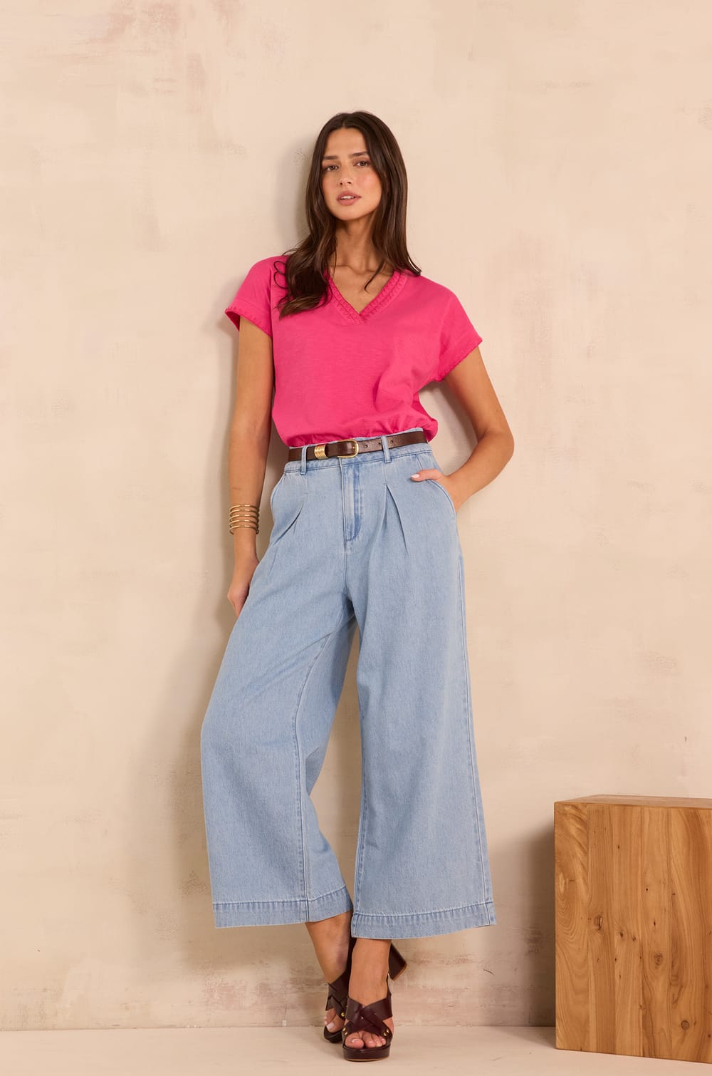 TINO wijde en cropped katoenen jeans;${refinementColor}