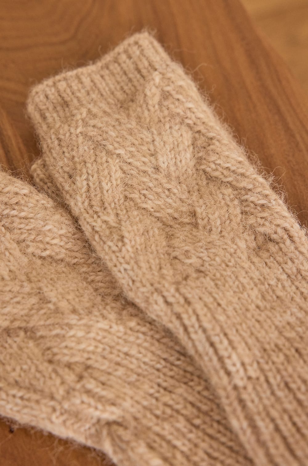 WENDY Fingerless Gloves;${refinementColor}