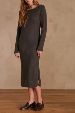 ROBE LEONIE;${refinementColor}