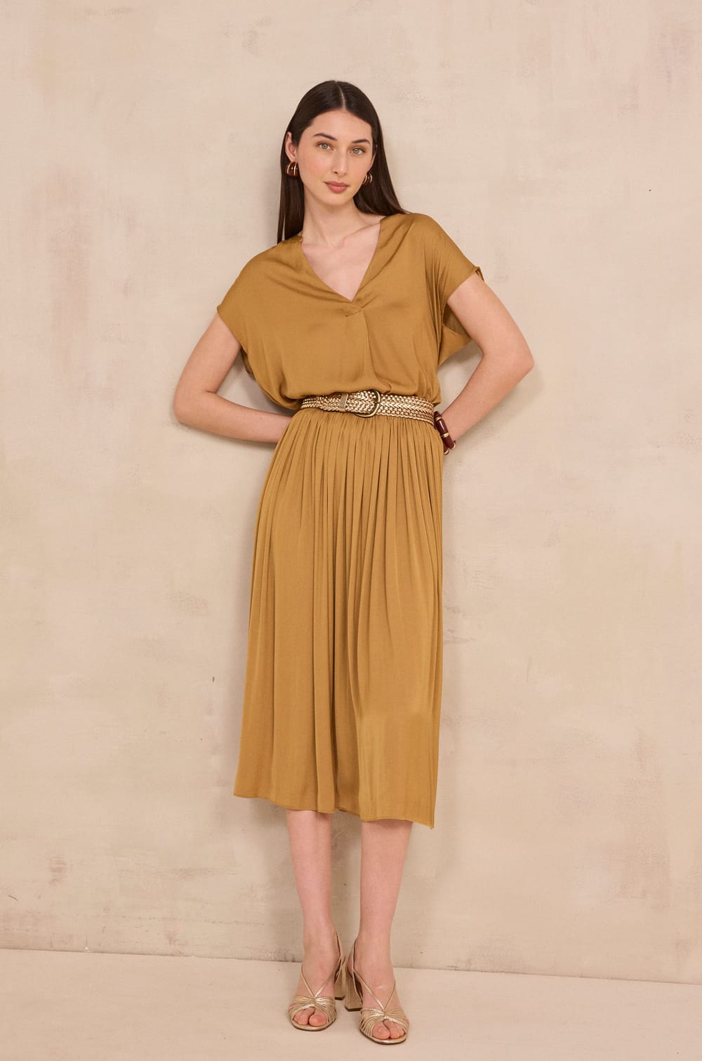 Pleated midi skirt CRYSTAL;${refinementColor}