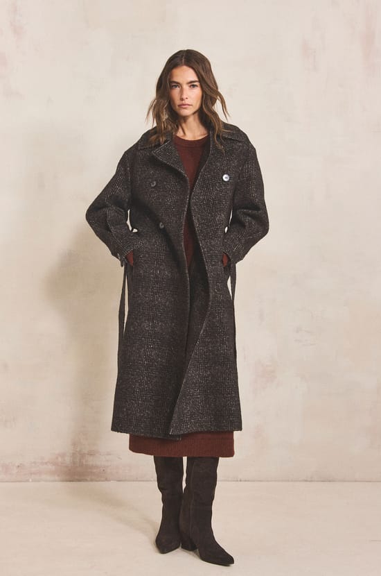 Long belted coat in blended wool DJOVANNI;${refinementColor}