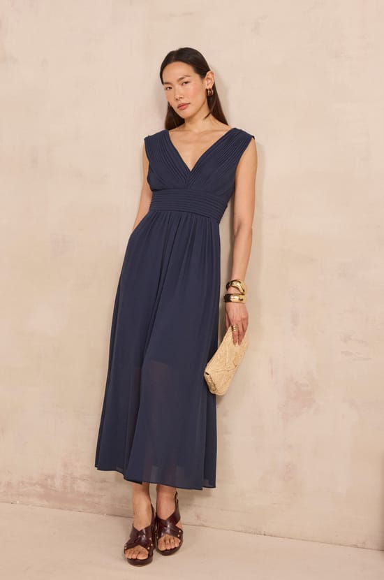 Straight dress BECCA;${refinementColor}