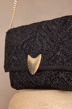 MARLON straw pouch;${refinementColor}