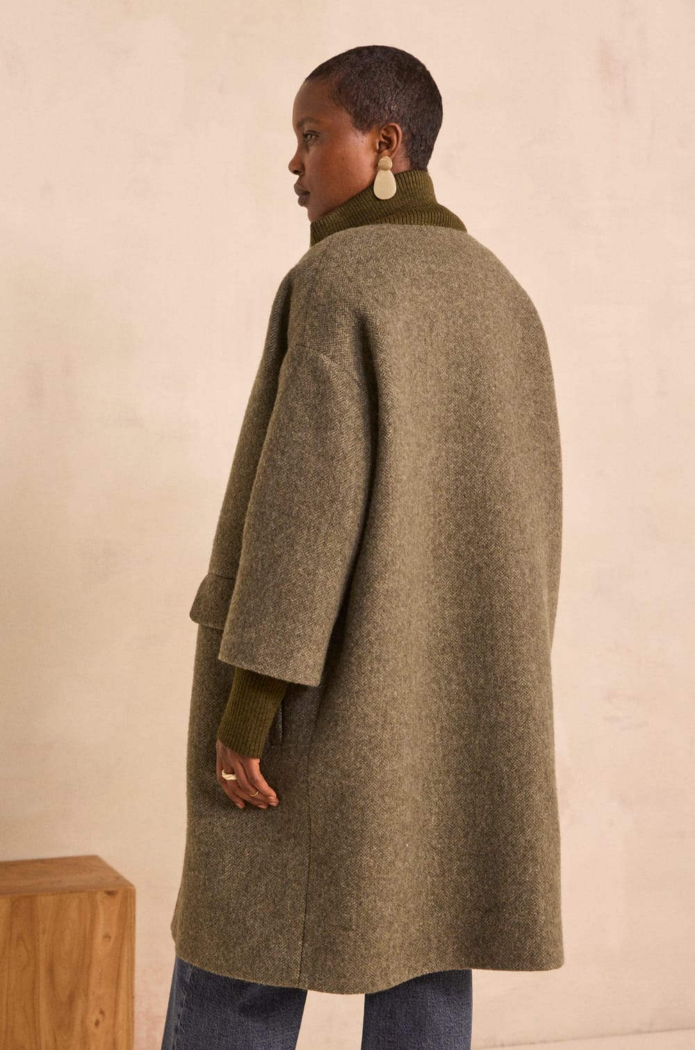 Wool coat herringbone pattern MAGDA;${refinementColor}
