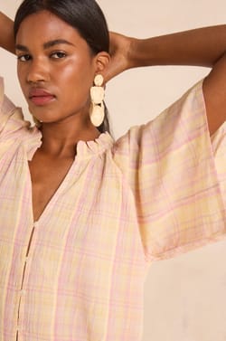 Blouse manches courtes &agrave; carreaux en coton MADDY;${refinementColor}
