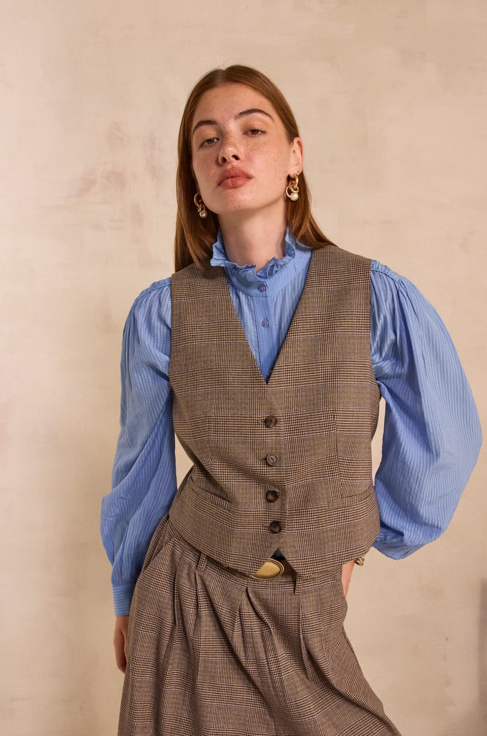Sleeveless prince of wales printed vest BABEL;${refinementColor}