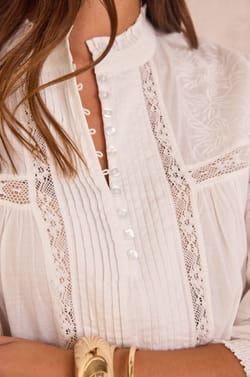 Blouse with floral embroidery in 100% Cotton DEMMA;${refinementColor}
