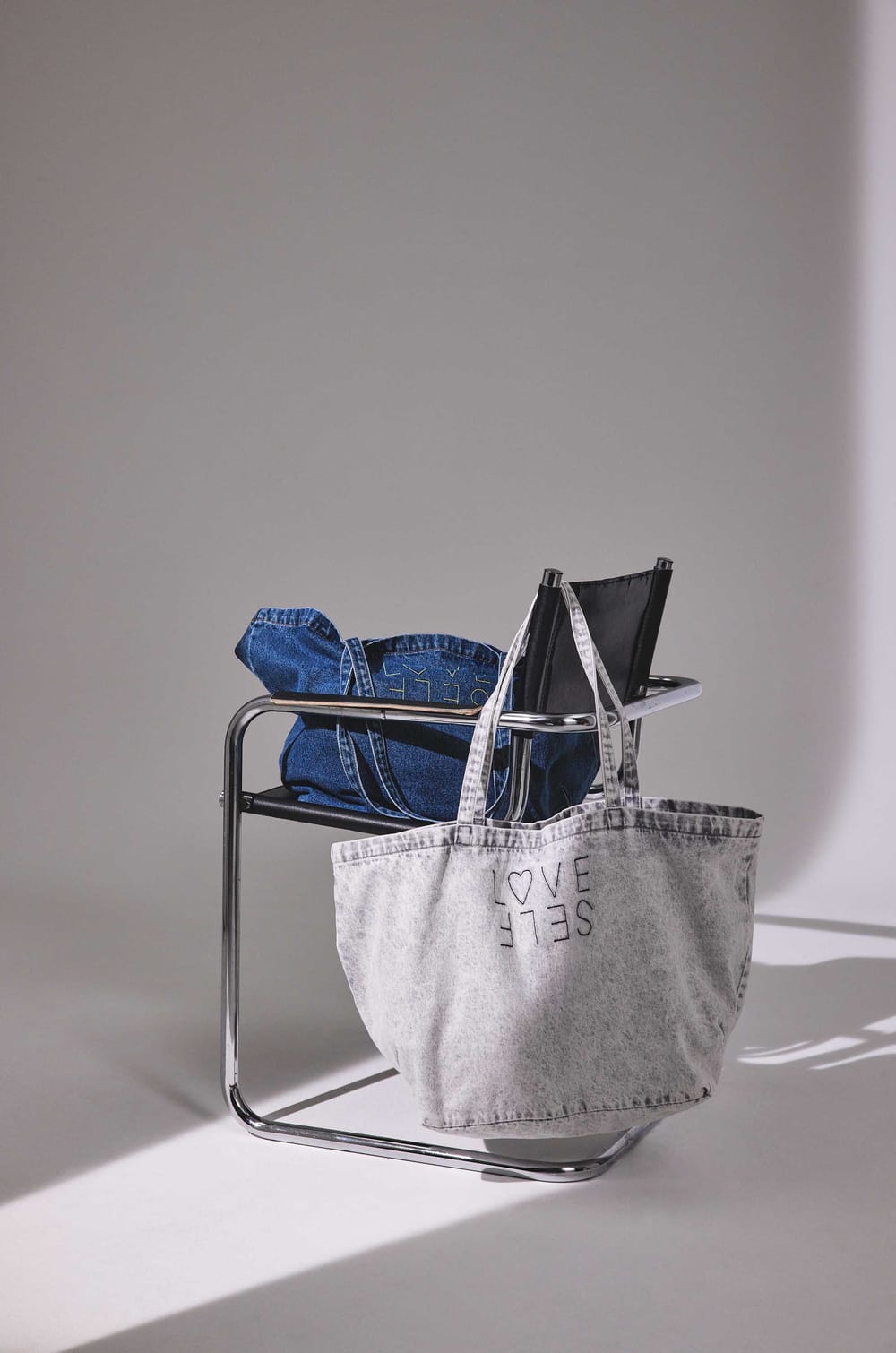 Totebag BIGGIE Audrey Lombard X Maison 123;${refinementColor}