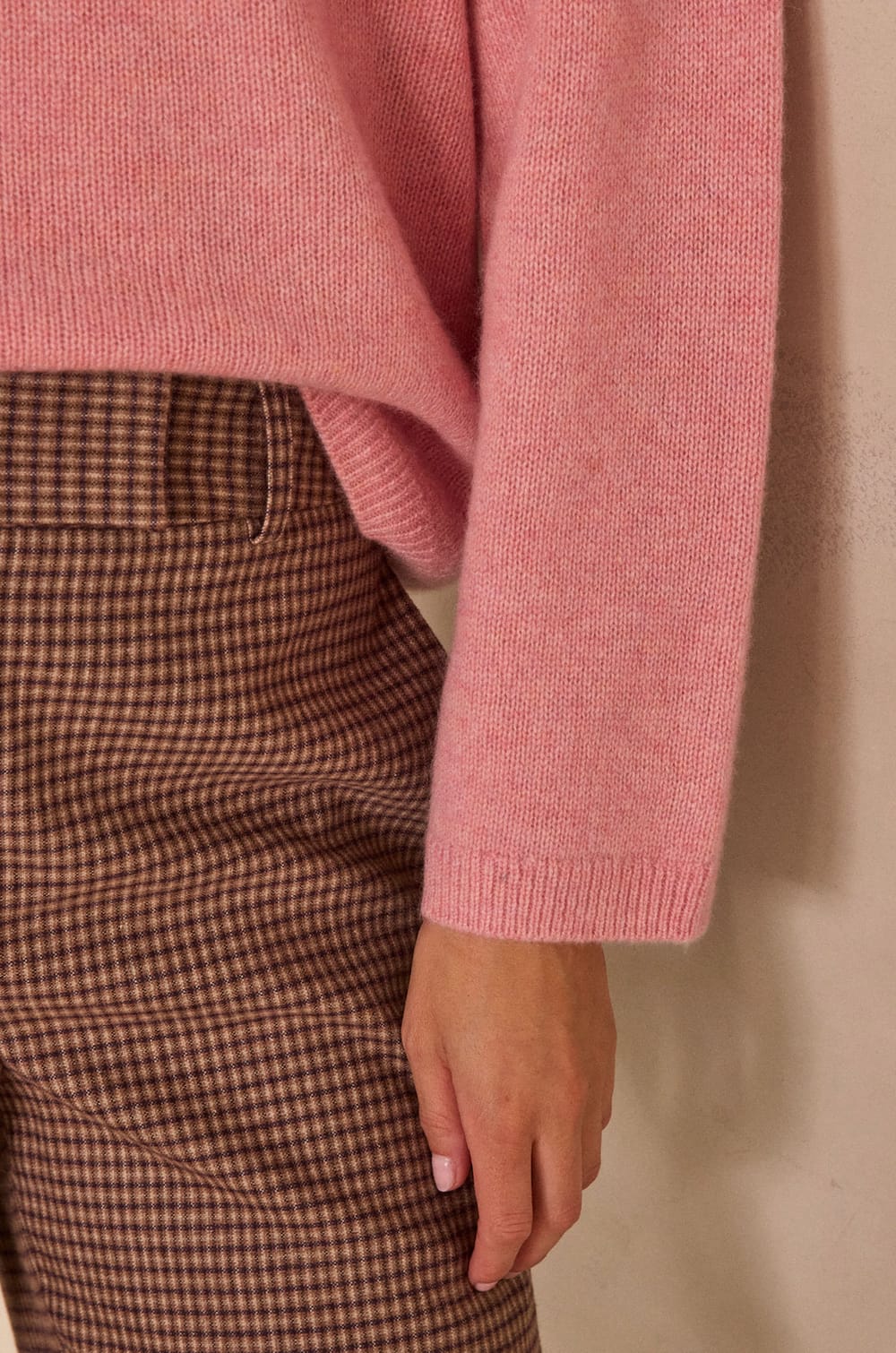 Pink long-sleeve cashmere sweater ALIZEE;${refinementColor}