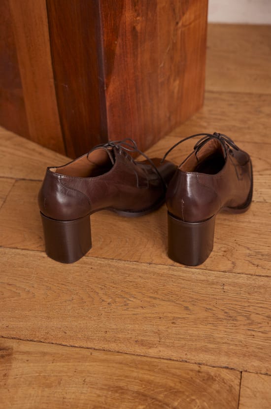 Derbies VIVA en cuir;${refinementColor}