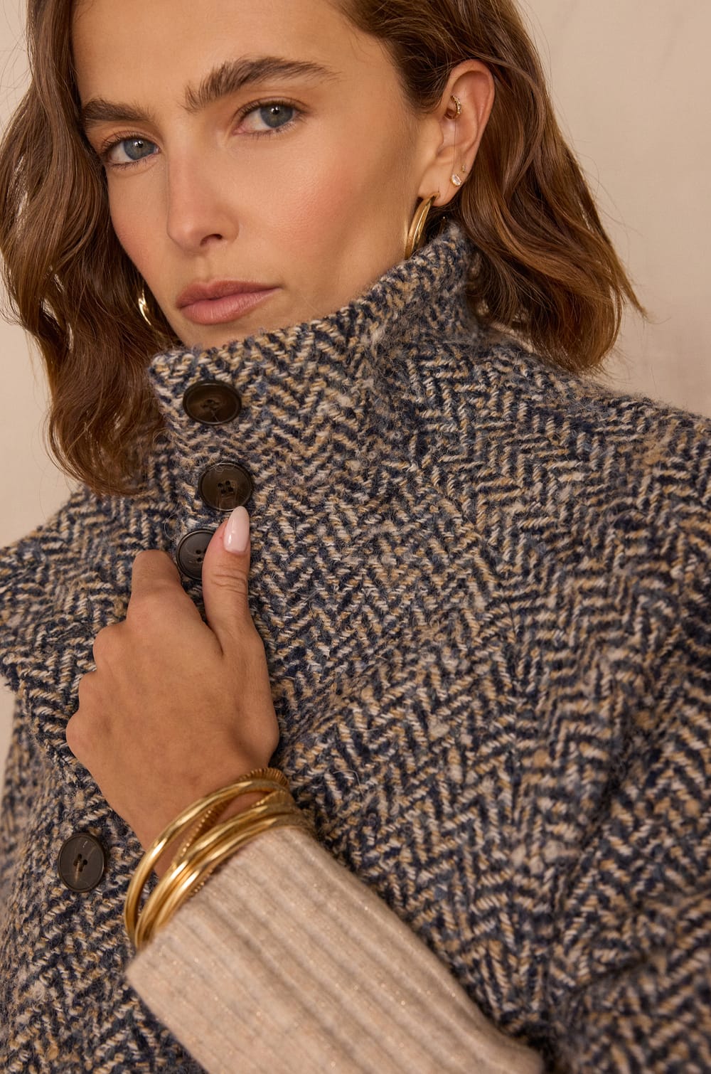 Cape AGNES en laine;${refinementColor}