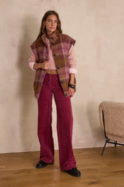 LUNA flare trousers in velvet;${refinementColor}