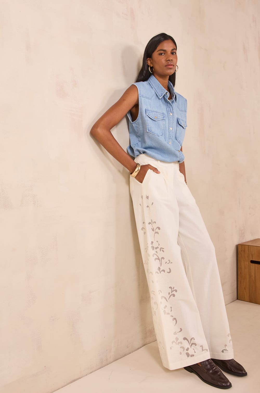 Sleeveless denim cotton blouse MACAO;${refinementColor}