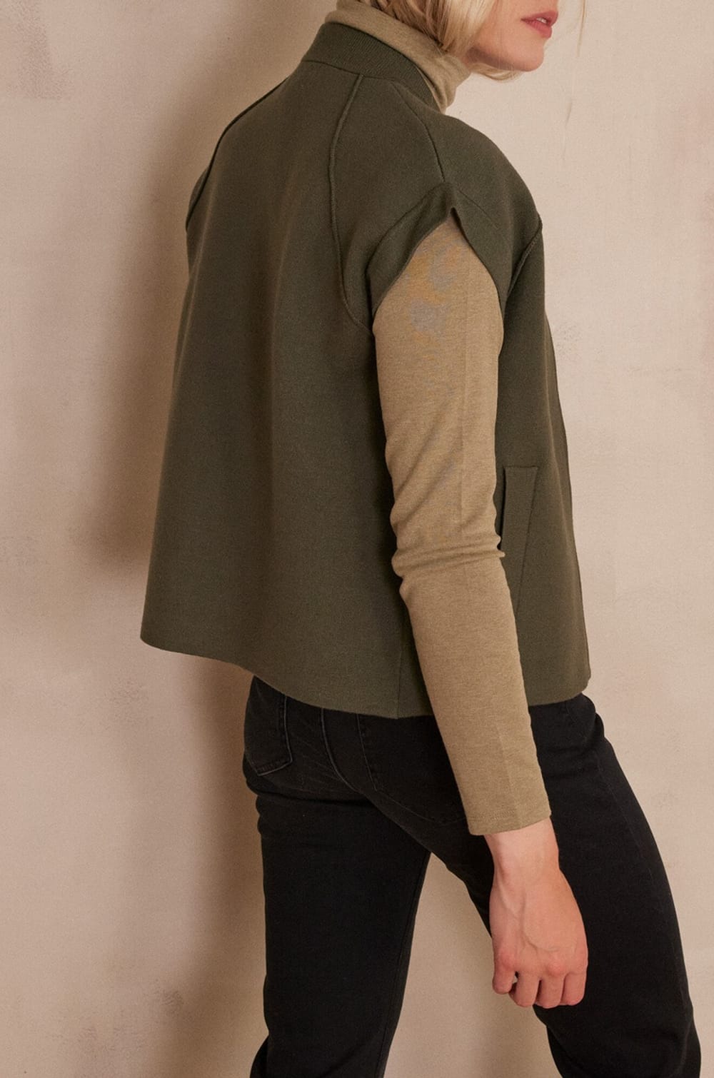 Veste sans manches BATISTA;${refinementColor}