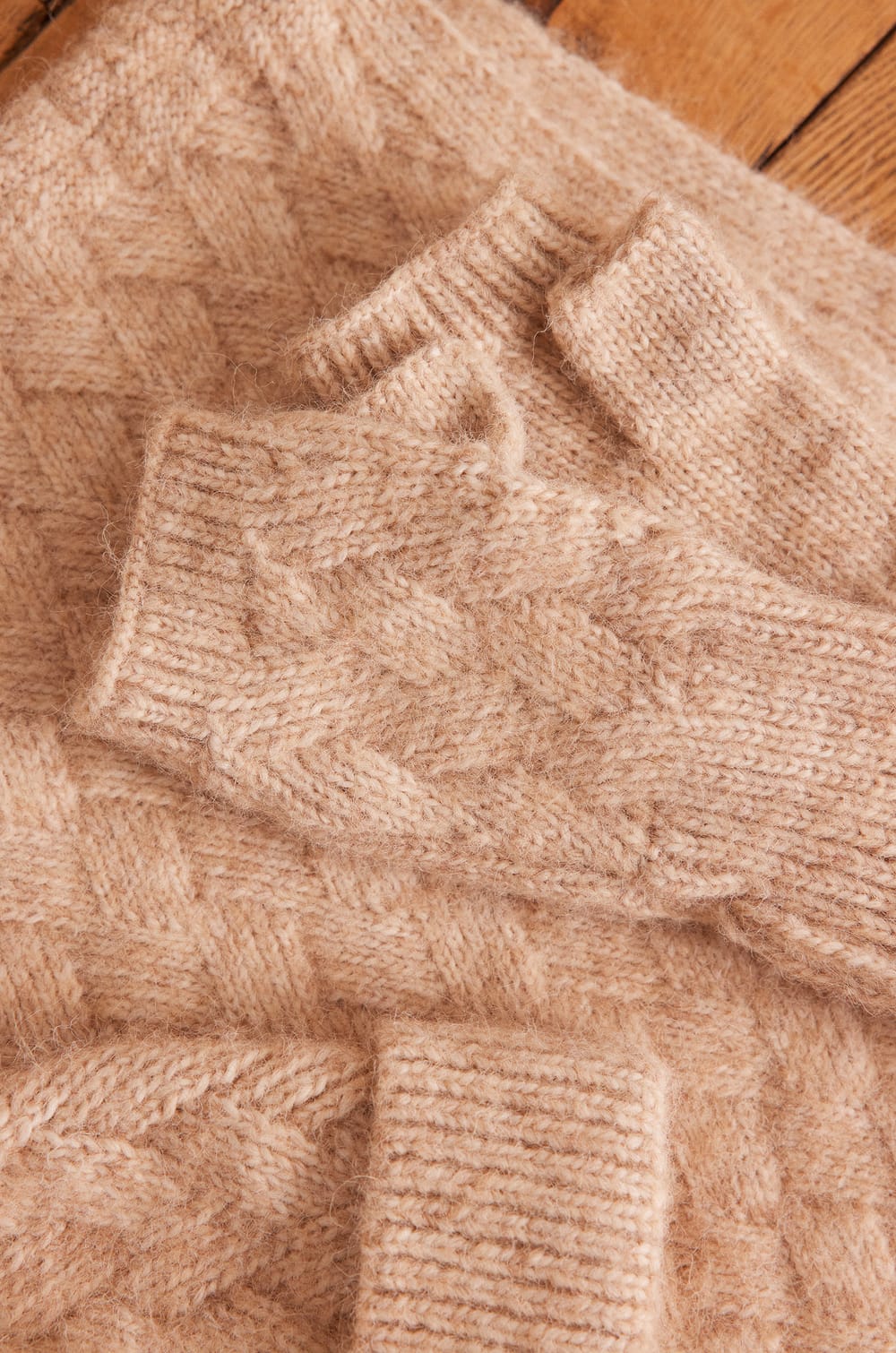 WENDY Fingerless Gloves;${refinementColor}