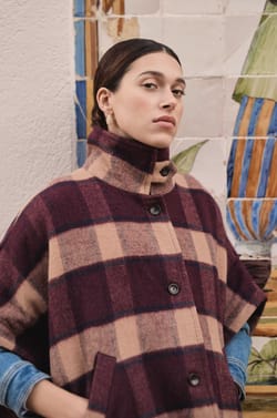 DOLLY Checked Cape Coat;${refinementColor}