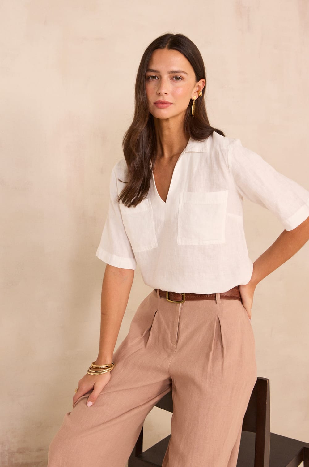 DELVA short-sleeved linen blouse;${refinementColor}