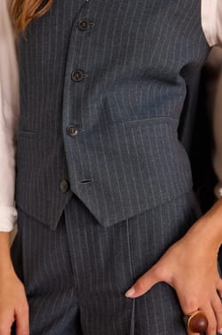 Unisex striped sleeveless tailored waistcoat AVENTUREUX;${refinementColor}