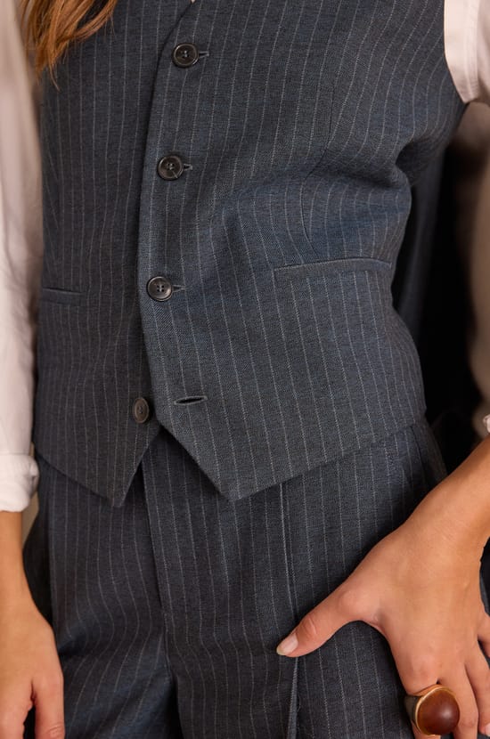 Unisex striped sleeveless tailored waistcoat AVENTUREUX;${refinementColor}