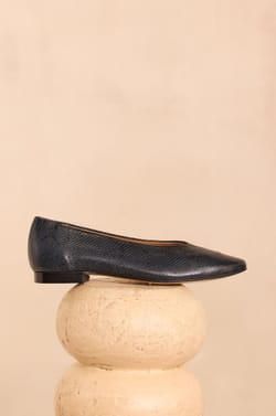 Ballerines plates en cuir MONA;${refinementColor}
