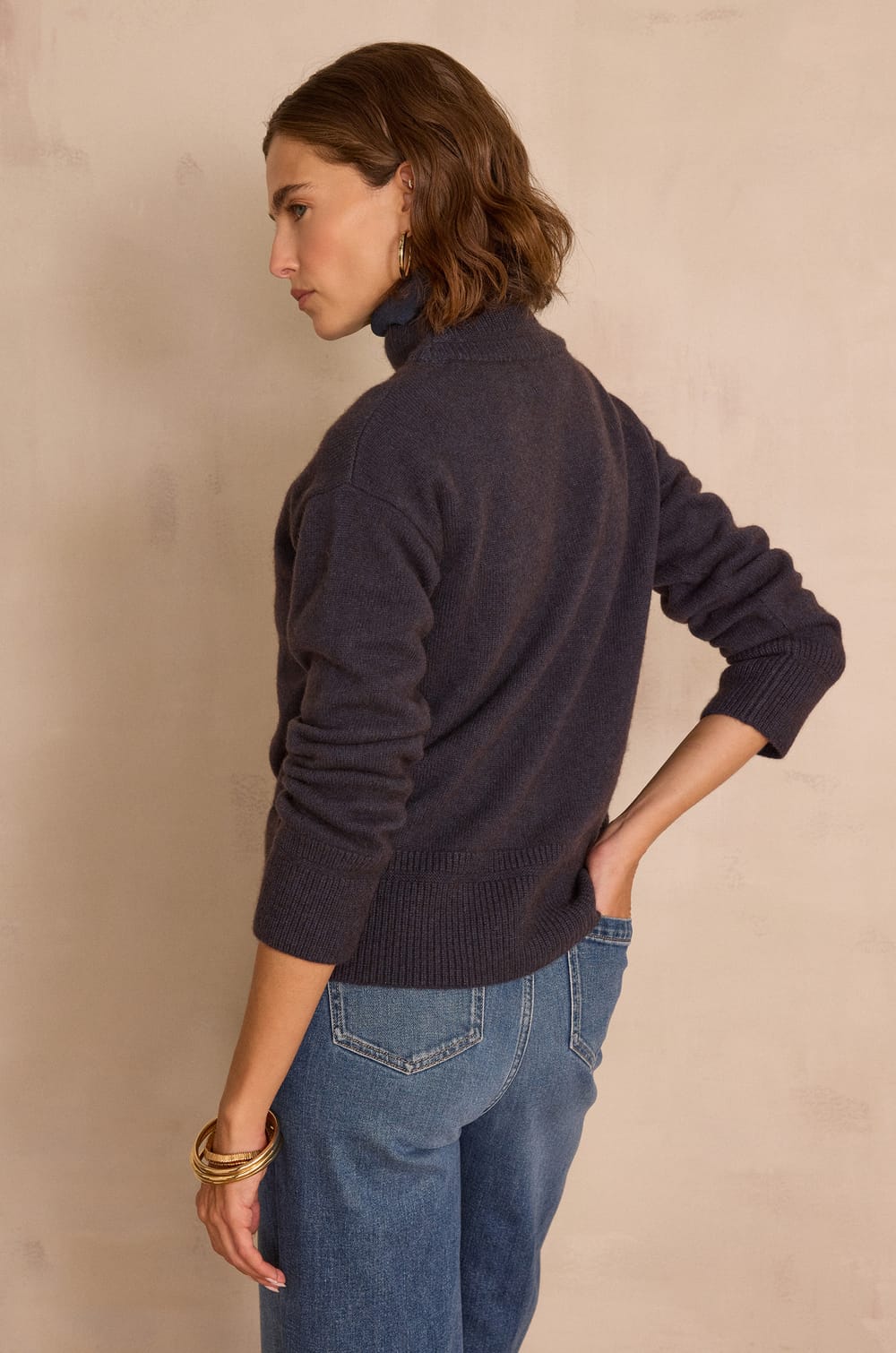 Pull col montant BEN en laine;${refinementColor}