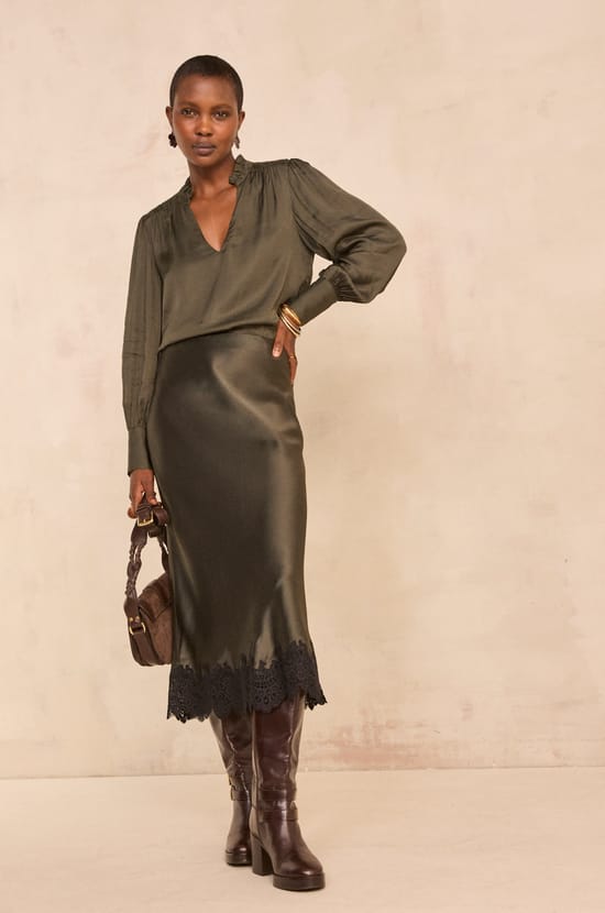 Khaki straight skirt with lace ODILE;${refinementColor}