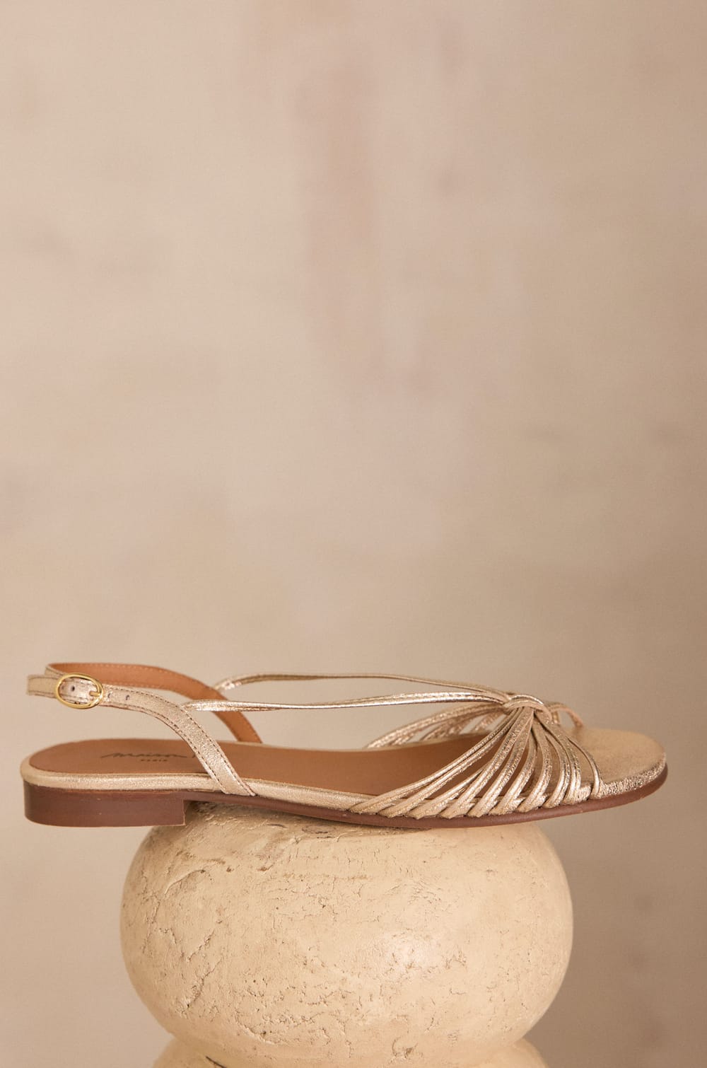 Iridescent flat sandals in 100% leather SUN;${refinementColor}