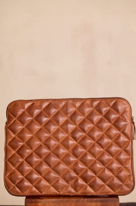 Pochette d'ordinateur 100% cuir VIVIEN;${refinementColor}
