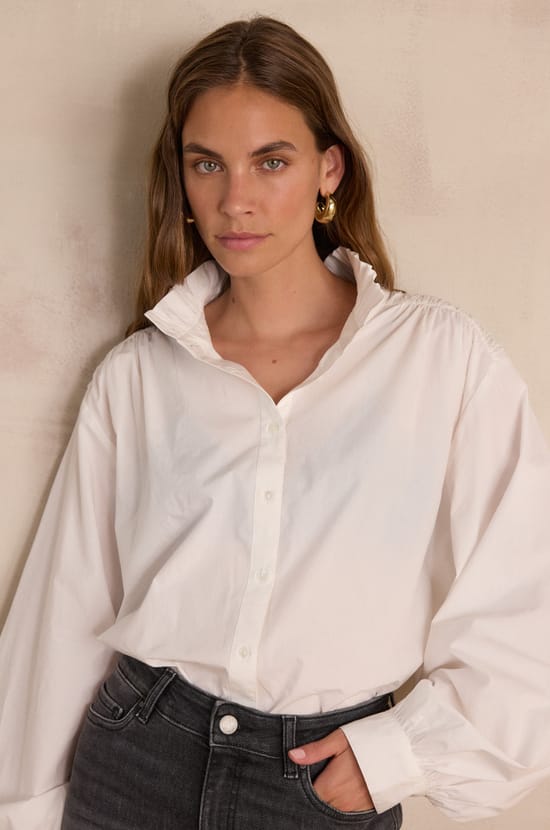 SIA Blouse in 100% cotton;${refinementColor}