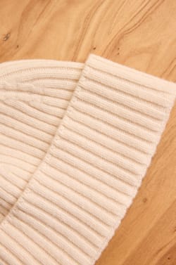 Cream wool beanie GREG;${refinementColor}