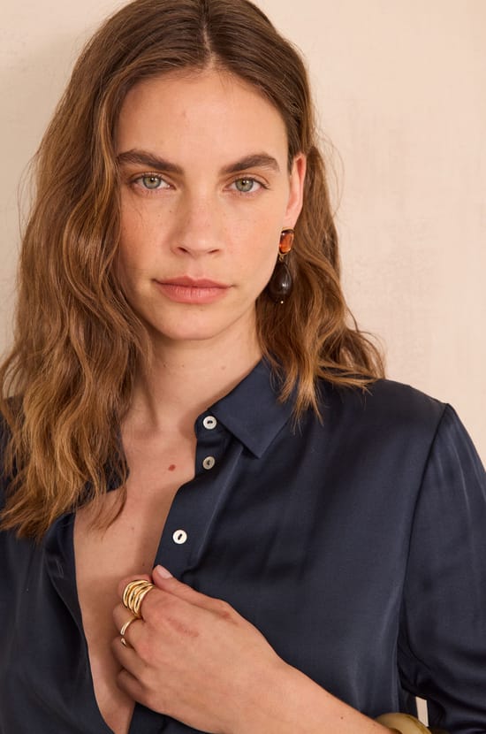 CARLA shirt;${refinementColor}