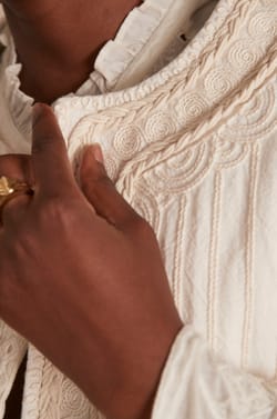 Veste brod&eacute;e SARAH;${refinementColor}