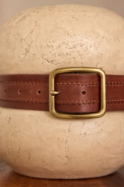 100% leather belt LUCIEN;${refinementColor}