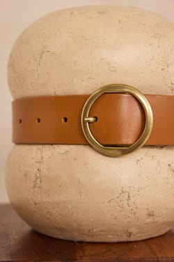 ELINE leather belt;${refinementColor}