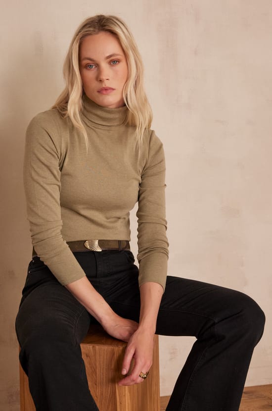 FERGUIE turtleneck T-shirt;${refinementColor}
